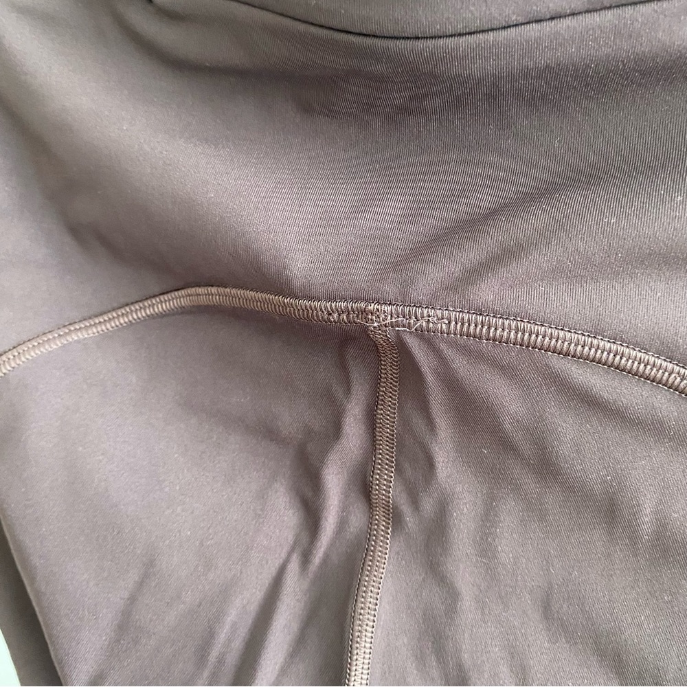 Lululemon swift speed high rise crop 21” espresso size 6 - Picture 4 of 7